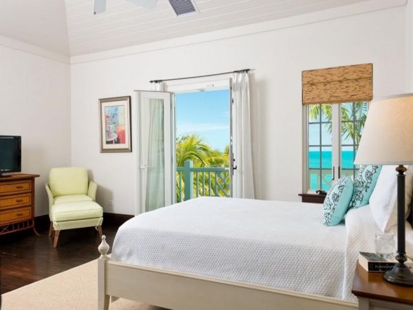 Turks & Caicos Luxury Villa Overlooking Sapodilla Bay