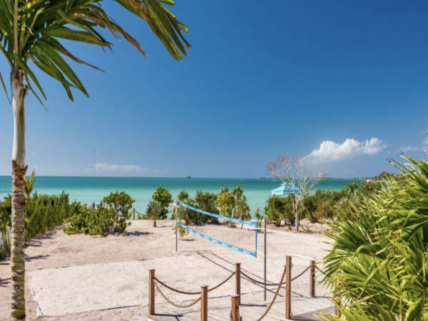 Gorgeous Beach Front Home with 4 Bedrooms