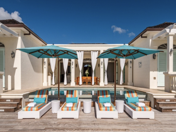 Gorgeous Beach Front Home with 4 Bedrooms
