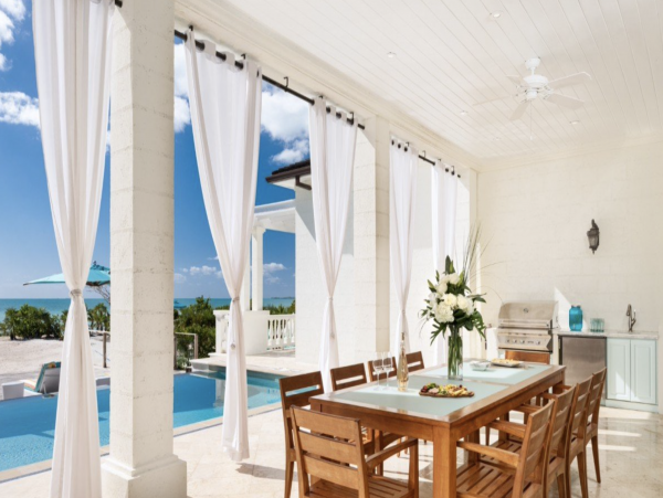 Gorgeous Beach Front Home with 4 Bedrooms