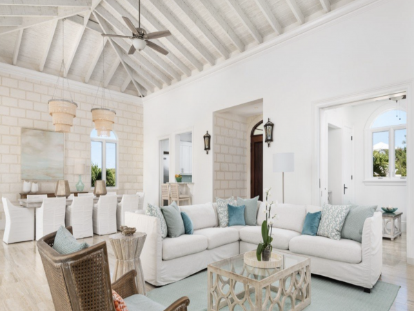 Gorgeous Beach Front Home with 4 Bedrooms