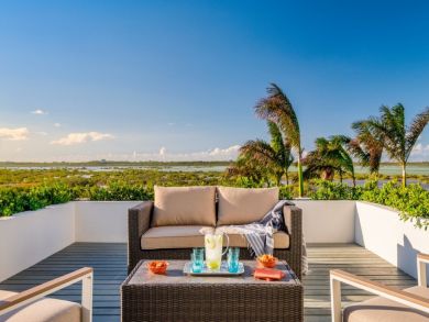 Turks And Caicos Home 943171