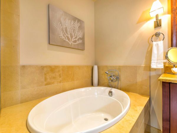 Stunning Views Wailea Luxury Vacation Condo Sleeps 7 Guests