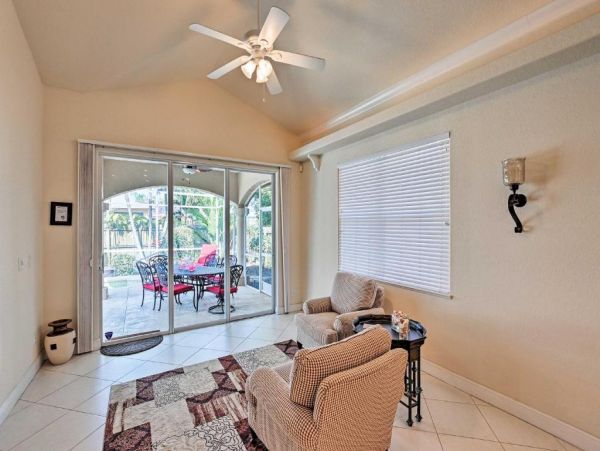 Naples 4 Bedroom Home Private Heated Saltwater Pool & Lanai