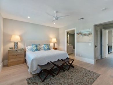 Naples Vacation Rental Sleeps 10 Guests Short Walk to Beach