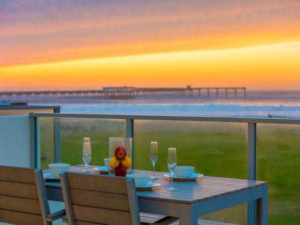 Beachfront Three Bedroom Rental Condo in Ocean Beach