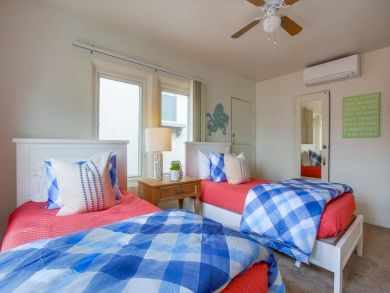 Oceanfront Three Bedroom Vacation Condo in Mission Beach
