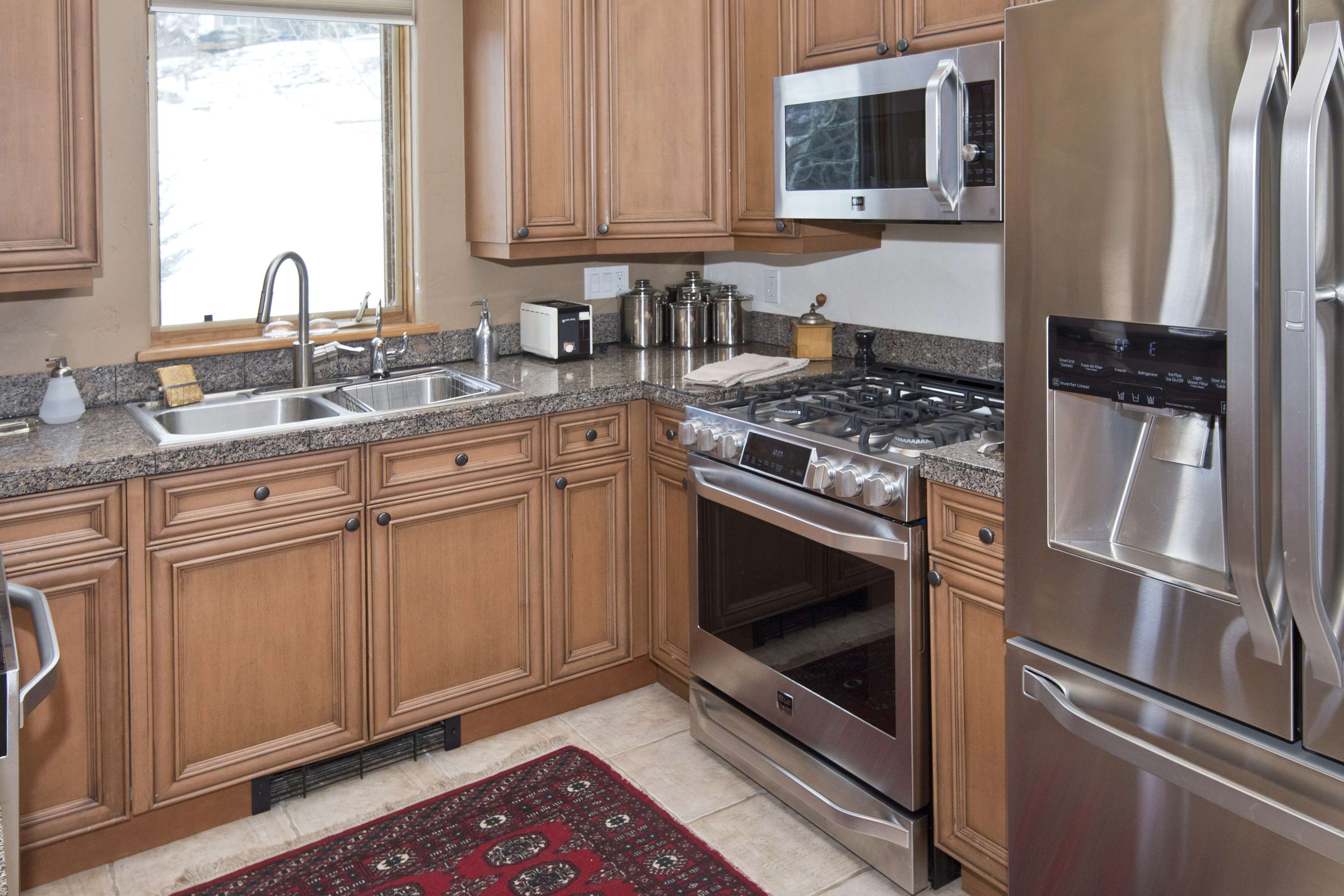 Mountain View Three Bedroom Townhome in Vail Sleeps 6