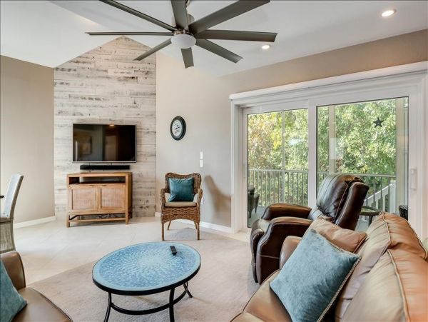 Boca Grande Vacation Home Sleeps 6 Short Walk to the Beach