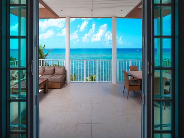 Luxury Cayman Islands Vacation Rental - Caribbean Oceanfront Villa