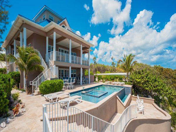 Luxury Cayman Islands Vacation Rental - Caribbean Oceanfront Villa