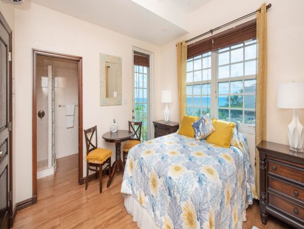 Luxury Cayman Islands Vacation Rental - Caribbean Oceanfront Villa