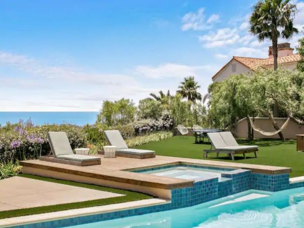 Luxury Malibu Estate Home - Sleeps 8 Guests