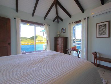 3 Bedroom St. John Vacation Home Sleeps 6 Guests