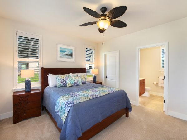 Modern Island Escape with Resort Amenities - Walk to Beaches