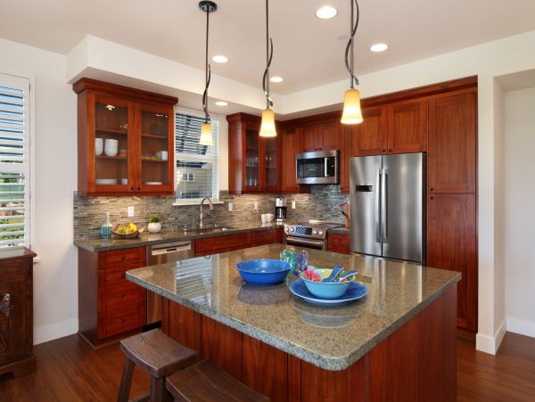 Modern Island Escape with Resort Amenities - Walk to Beaches