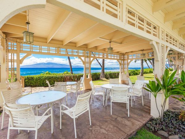 Upscale 3 Bedroom Oceanview Vacation Condo in Lahaina
