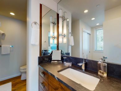 Ski In Ski Out Vail Vacation Condo Sleeps 8 Guests