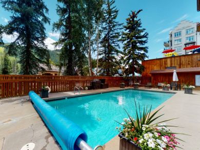 Ski In Ski Out Vail Vacation Condo Sleeps 8 Guests