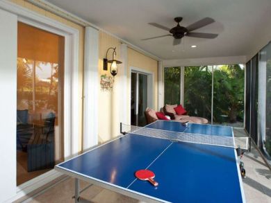 Oceanfront Four Bedroom Beach. Rental Home in Cayman Islands