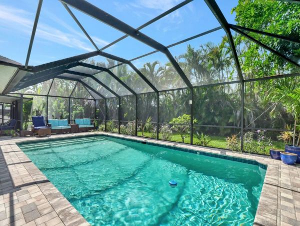 Marco Island Pool Home Luxury
