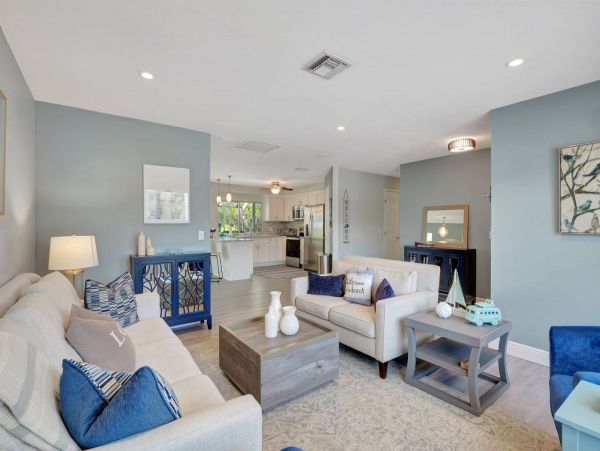 Marco Island Pool Home Luxury