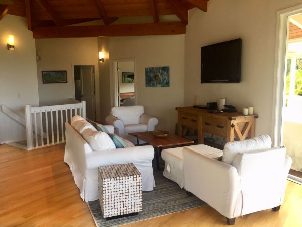 Stunning Hana Vacation Home Plus Cottage Sleeps 10 Guests