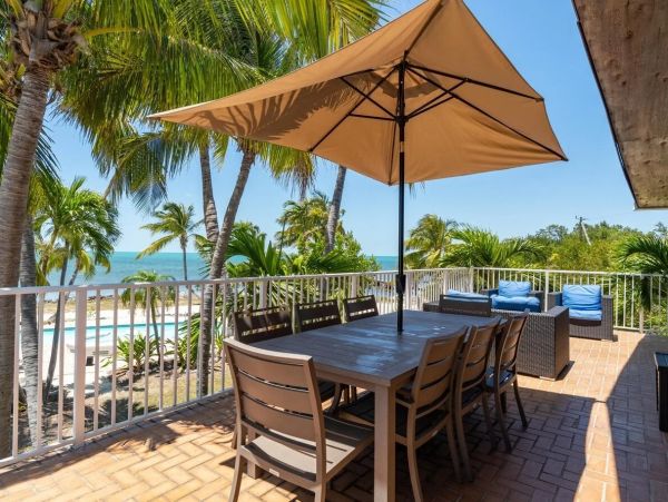 Florida Keys Vacation Rental - Gulf Front Retreat with Pool, Dock & Concierge Services