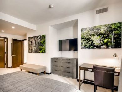 Two Bedroom Vail Vacation Condo Sleeps 6 Guests Walk to Lift