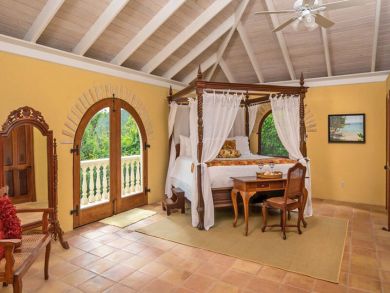 St. John Two Bedroom Plus Loft Vacation Home with Pool & Spa