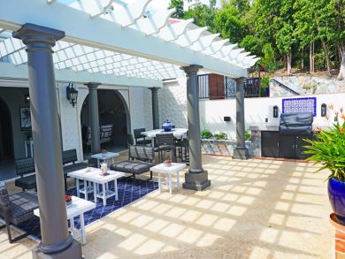 St. John Two Bedroom Plus Loft Vacation Home with Pool & Spa