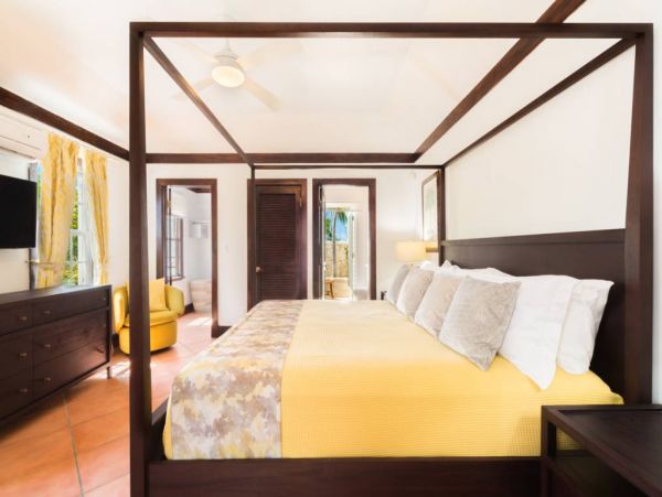 Turks & Caicos Vacation Villa Sleeps Ten Guests Ocean Views