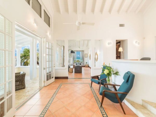 Turks & Caicos Vacation Villa Sleeps Ten Guests Ocean Views