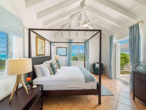 Turks & Caicos Vacation Villa Sleeps Ten Guests Ocean Views
