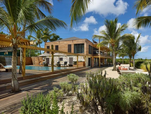Brand New Beachfront Estate in Thompson Cove