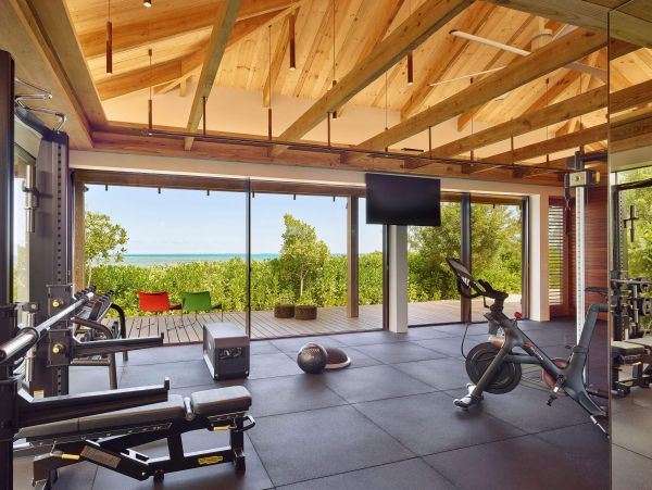 Brand New Beachfront Estate in Thompson Cove