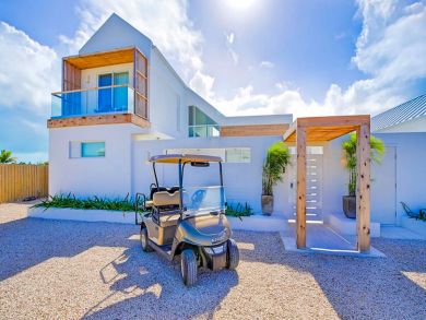 Luxury Turks & Caicos 3 Bedroom Pool Villa Luxury Turks & Caicos 3 Bedroom Pool Villa