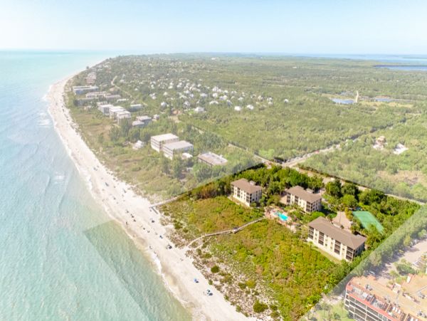 Newly Remodeled Gulf Front Luxury Sanibel Island Vacation Condo