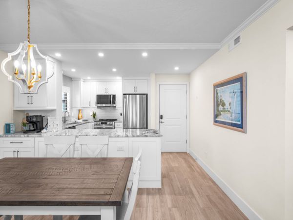 Newly Remodeled Gulf Front Luxury Sanibel Island Vacation Condo