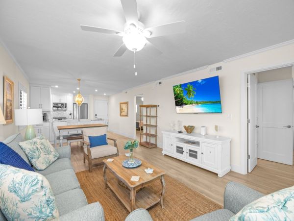 Newly Remodeled Gulf Front Luxury Sanibel Island Vacation Condo