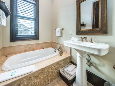 Seagrove Vacation Home Sleeps 12 Guests Walk to Beach Seagrove Vacation Home Sleeps 12 Guests Walk to Beach
