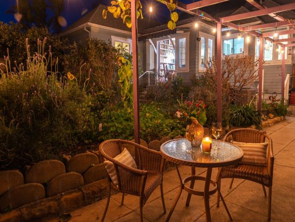 Charming Vacation Rental on Santa Barbara Three Bedrooms