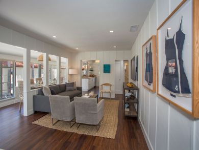 Walk to Beach Two Bedroom Vacation Condo in Santa Barbara