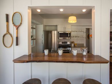 Walk to Beach Two Bedroom Vacation Condo in Santa Barbara