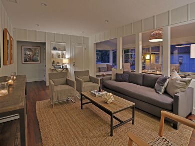 Walk to Beach Two Bedroom Vacation Condo in Santa Barbara