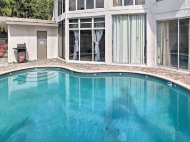 Vacation Pool Home Sleeps 16 Guests