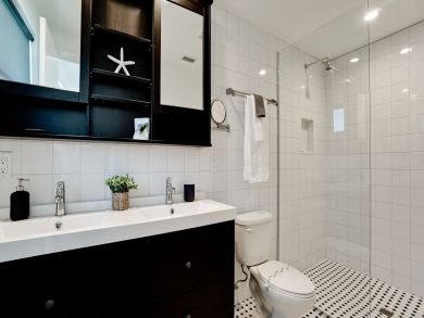 Stunning Holmes Beach Vacation Pool Home Sleeps 8 Guests