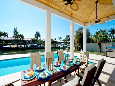 Stunning Holmes Beach Vacation Pool Home Sleeps 8 Guests