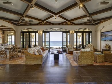 Anguilla Home 944768