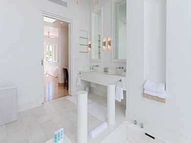 Anguilla Home 944775